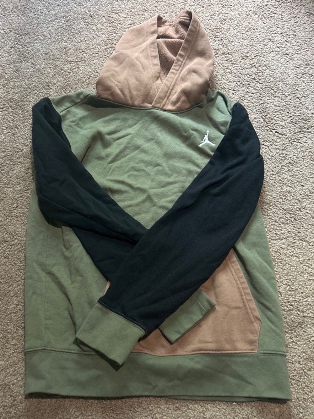 Jordan Boy's XL Colorblock Hoodie - Olive, Black & Tan